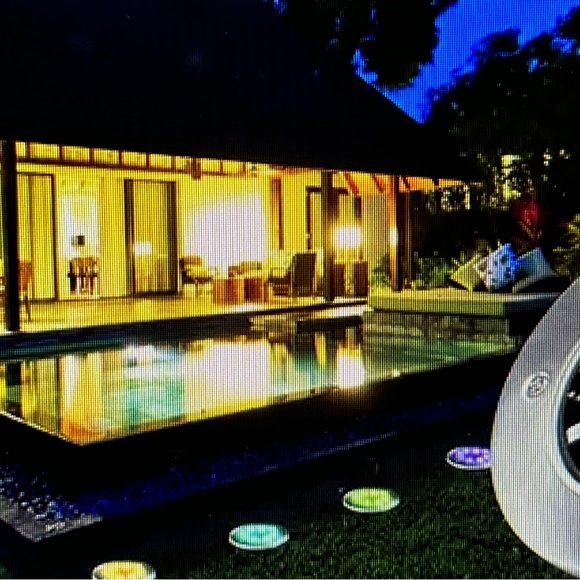 8 COLORFUL SOLAR LIGHTS - BRAND NEW - Picture 11 of 11